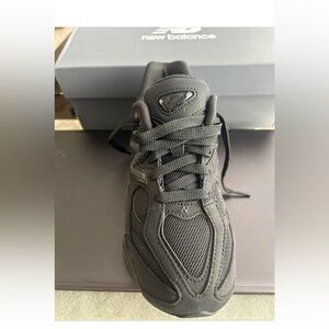 New Balance All-Black Athletic Shoes